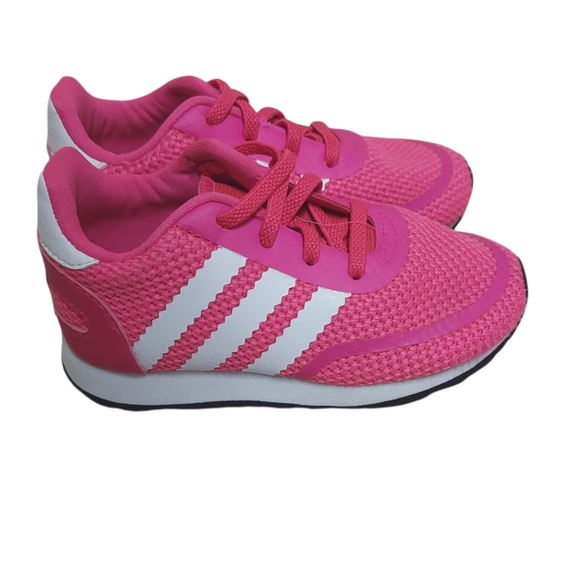 neon pink adidas